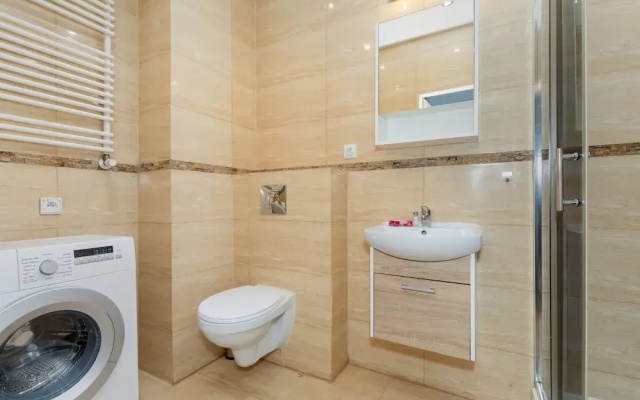 Apartments Chelmonskiego by Renters