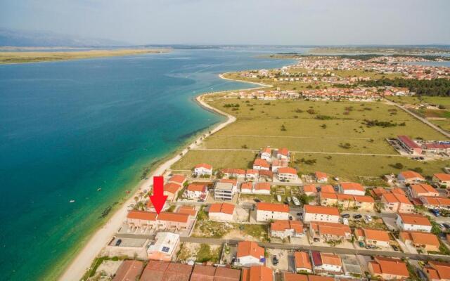 Luxury Apartments - La Vir 1 & 2
