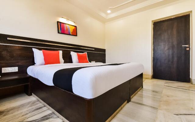 Collection O 37401 Hotel Shirdi Park Inn