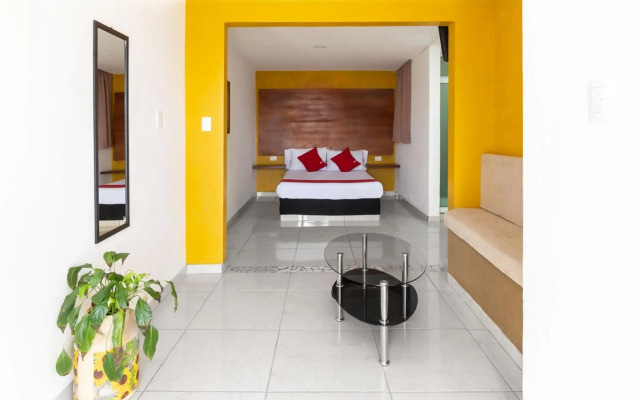 OYO Hotel Familiar Tollan
