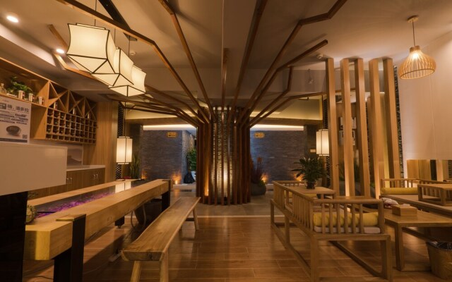 Baixin Hotel (North Station Century City)