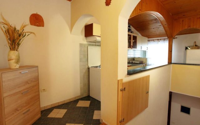 Apartment with 2 Bedrooms in Izola, with Furnished Terrace And Wifi - 300 M From the Beach