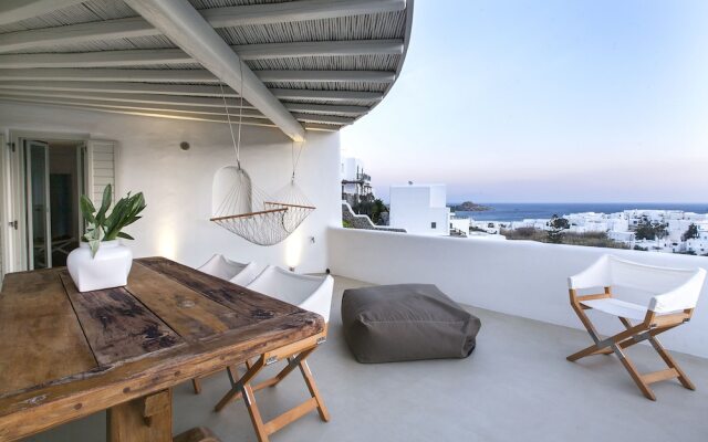 Breathtaking 6Bed villa in Platis Gialos