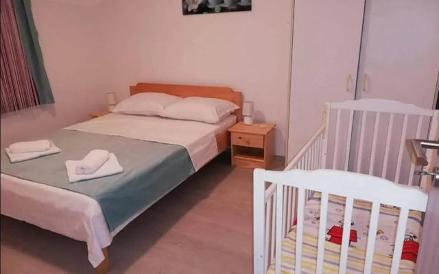 Apartman Tin