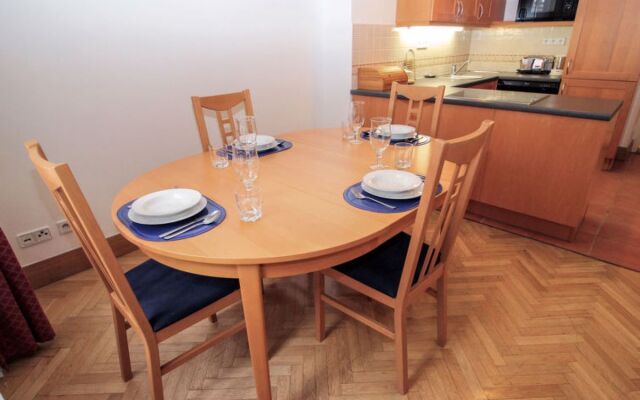 Manes Apartment