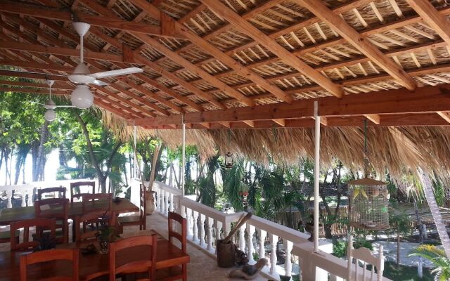 El Paraiso Perdido Beach Hotel