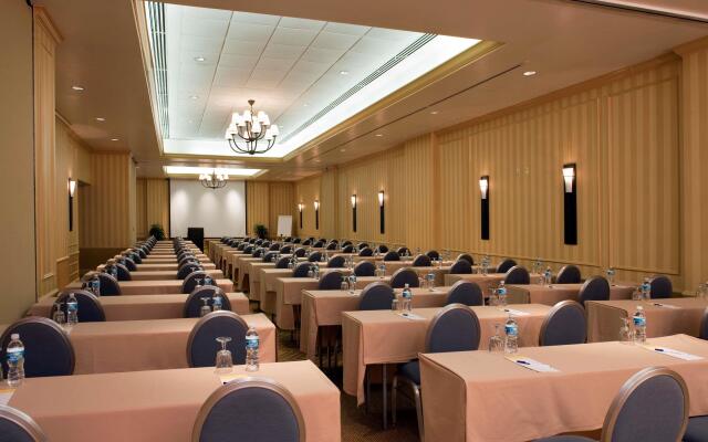 Sheraton® Suites Fort Lauderdale West