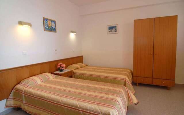 Beach Lovers Courtyard View Studio For Two