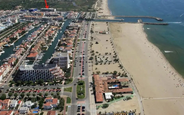 Pleasant Apartment in Empuriabrava With Balcony