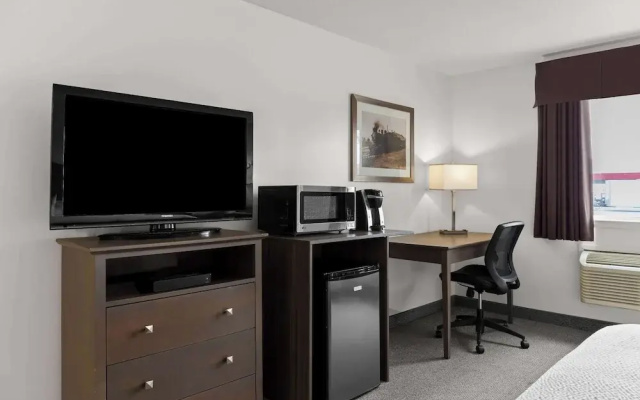 Days Inn - Steinbach