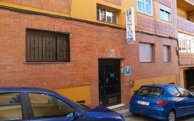 Pensión Aries II