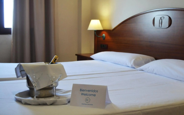 Hotel Reyes Ziríes