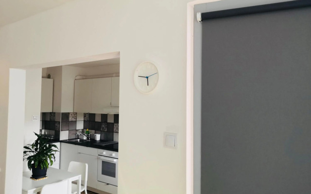 West vibes apartment