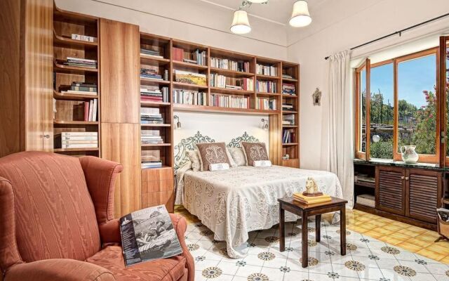 Villa Skyfall