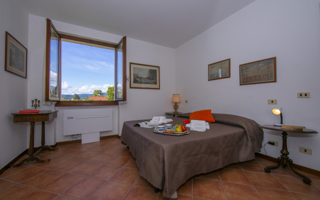 Bardolino Garden Pool & Tennis