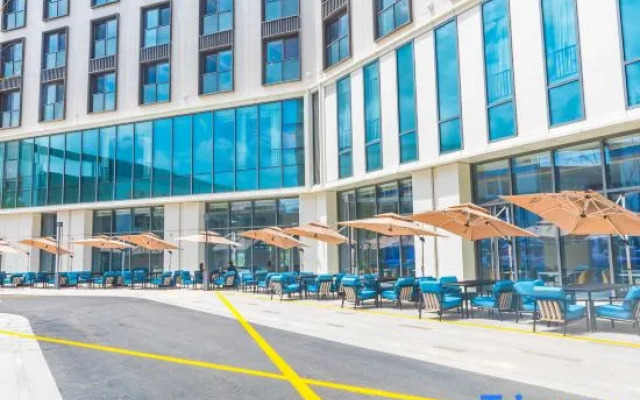 Shanghai Jinqiao Haichang Penguin Resort Hotel