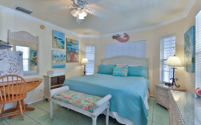 Tradewinds Beach Resort