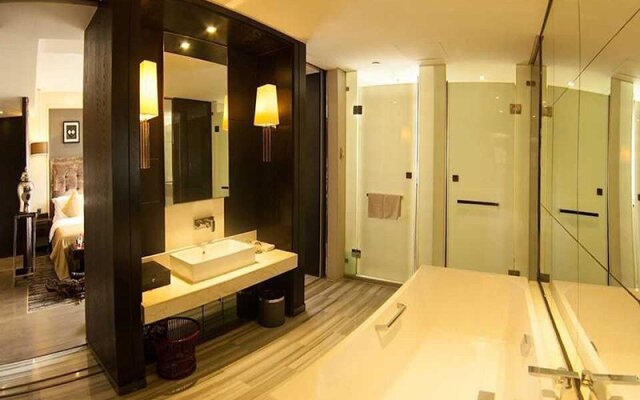 Lanting Fashionable Hotel