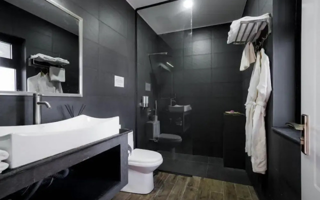 White Apart Hotel