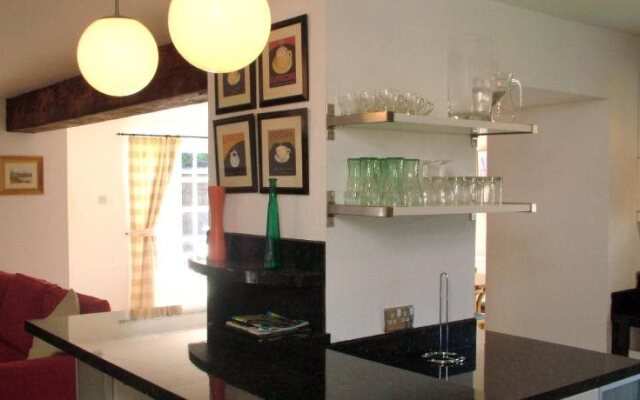 Inchture Hotel