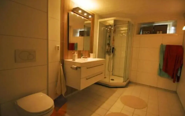 StayPlus Four-Bedroom Holiday House