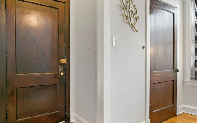 1BR Unit - Belmont J3