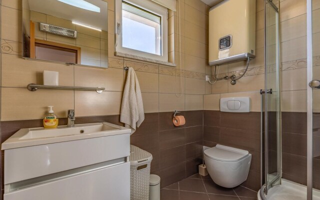 Nice Apartment in Medulin With 2 Bedrooms and Wifi