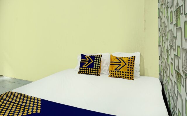 SPOT ON 92400 Dhaha Penginapan House Syariah