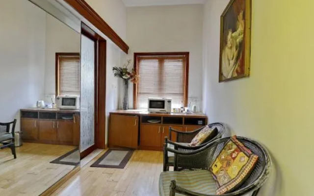 Trendy Bed and Breakfast and Service Apartments