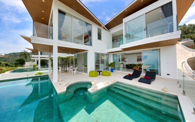 Villa Iroxa with Panoramic Sea View
