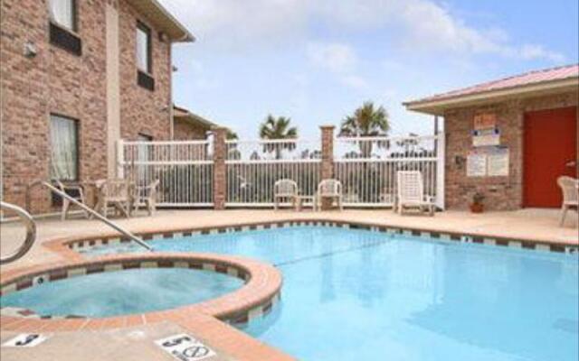 Super 8 Pascagoula