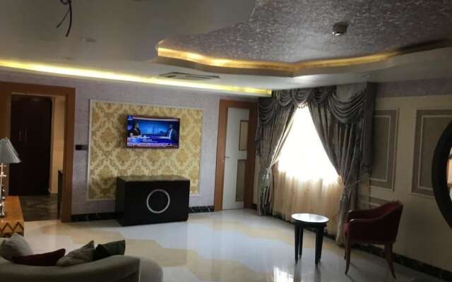 Best Premier Hotel