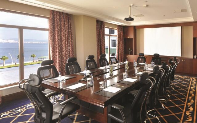 Wellborn Luxury Hotel