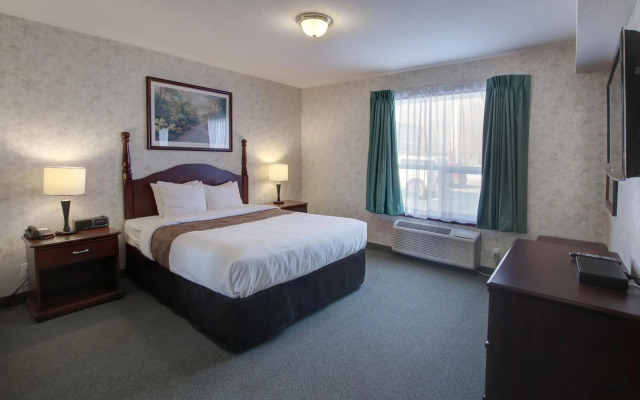 Ramada by Wyndham Nisku Edmonton Airport