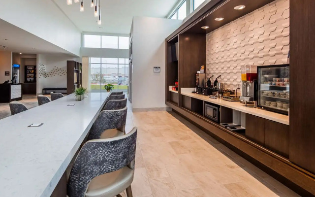 Best Western Plus Executive Residency Austin - Round Rock