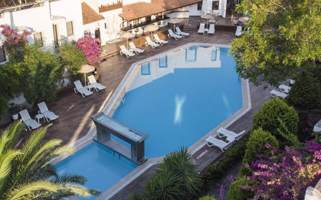 Flora Hotel Bodrum