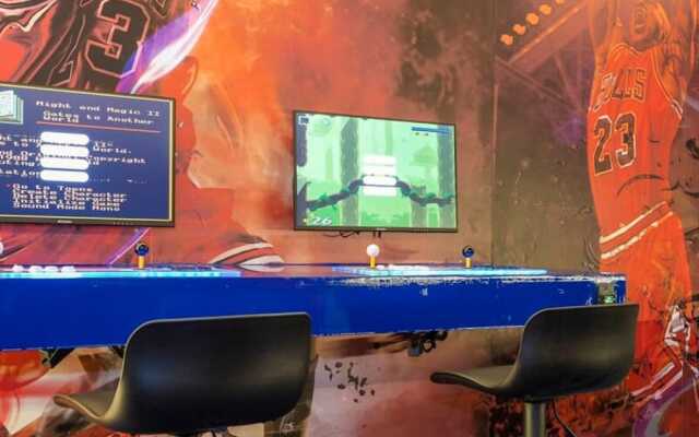 7650 Spacious House With 6BD