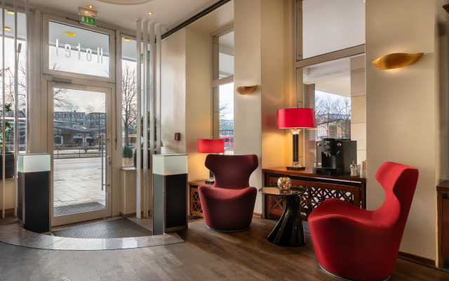 Garner Hotel Hamburg Wandsbek Marktplatz by IHG