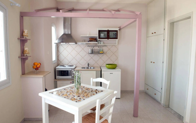 Adrakos Apartments - Adults Only
