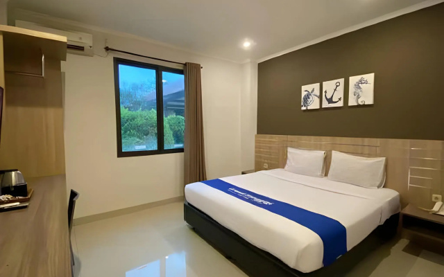 Grand Senggigi Hotel – Guest Rooms – Senggigi