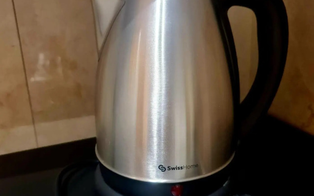 Sunny Apartment - Blloku Tirana, near Lake