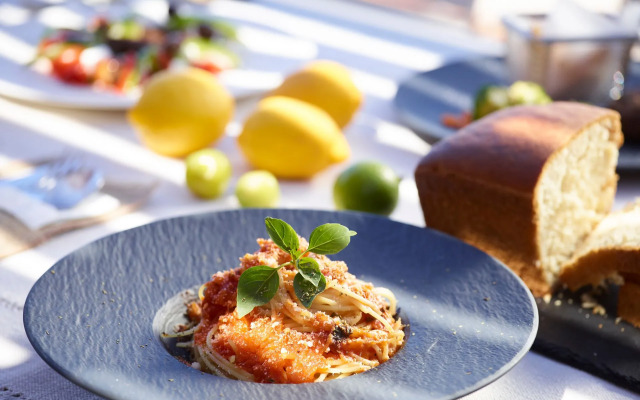 Melidonia Suites