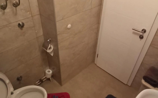 Cosy room with a bathroom