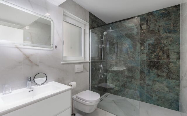 Pool Apartment Sunset With Sea View