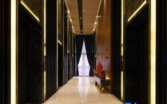 Rose Garden Hotel