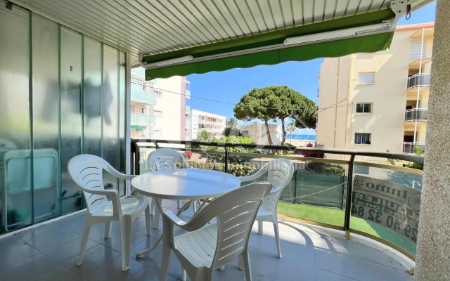 Apartamento con piscina y parking en Cambrils Park 104B - INMO22