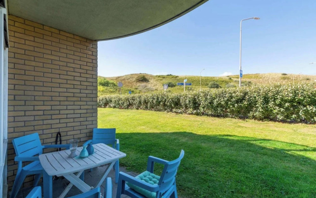 Snug Apartment With Garden