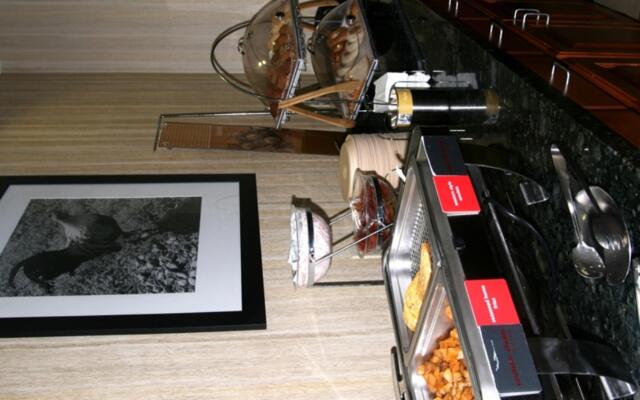 Hampton Inn Norfolk/Chesapeake (Greenbrier Area)