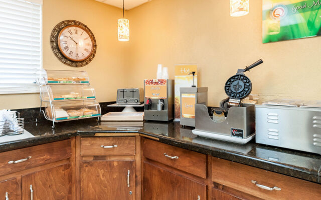 Quality Inn & Suites Lafayette