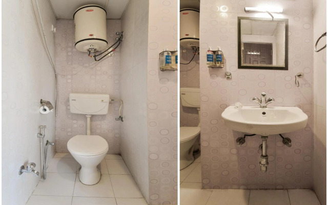 Flagship 76012 Hotel Grand Decor